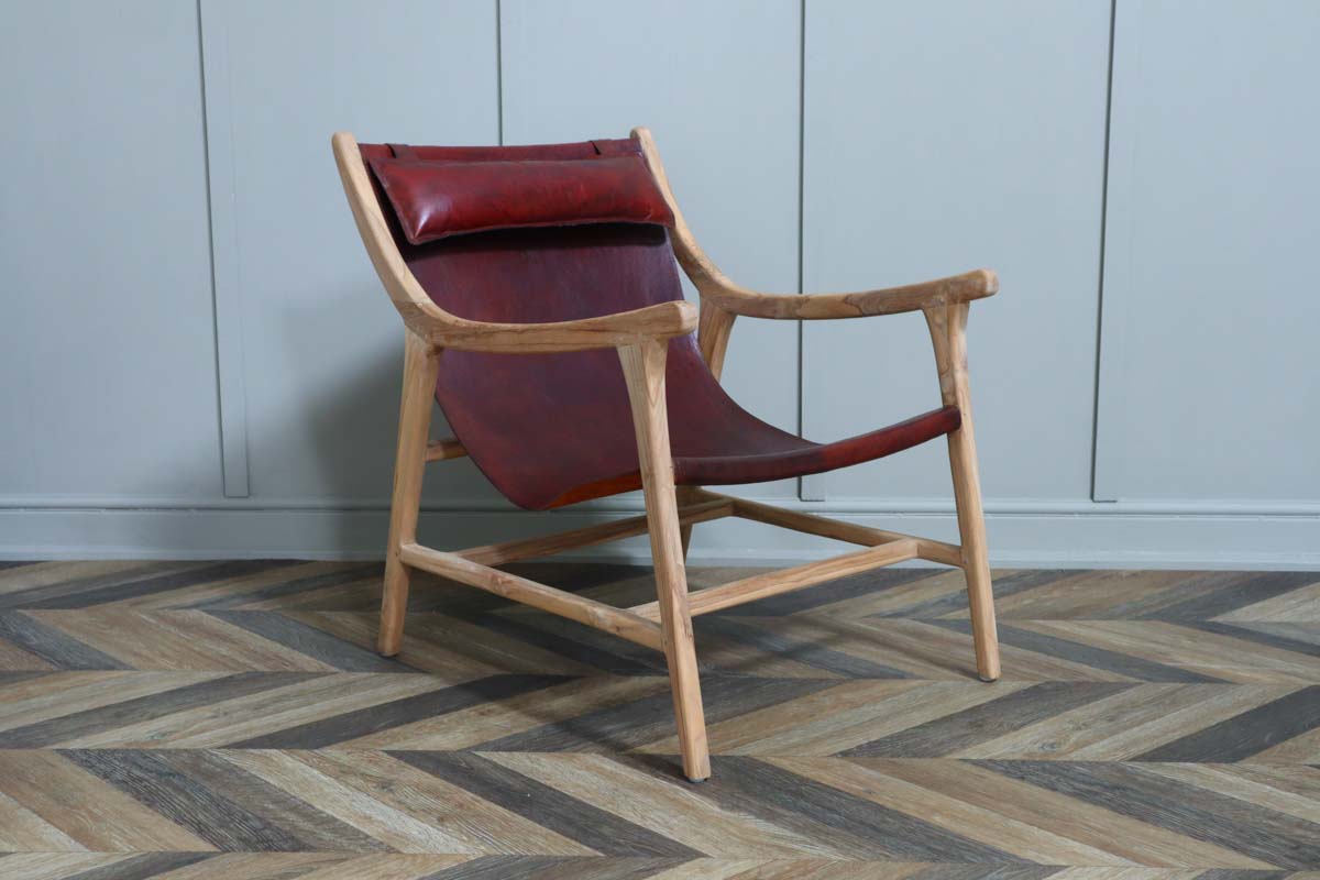 Low-Slung Leather Easy Chair