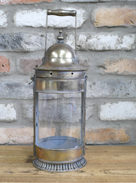 Lantern With Handle