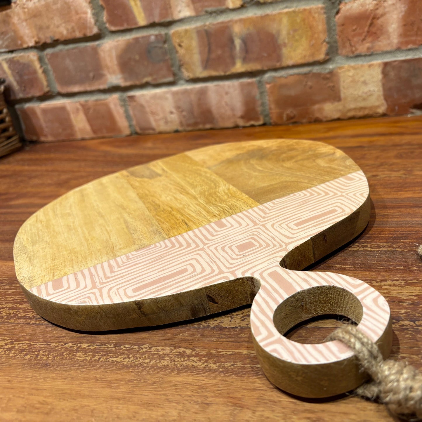 Round Chopping Board with lacquered inlay.