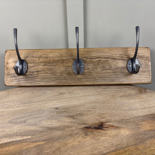 Rustic 3 Hook Coat Board