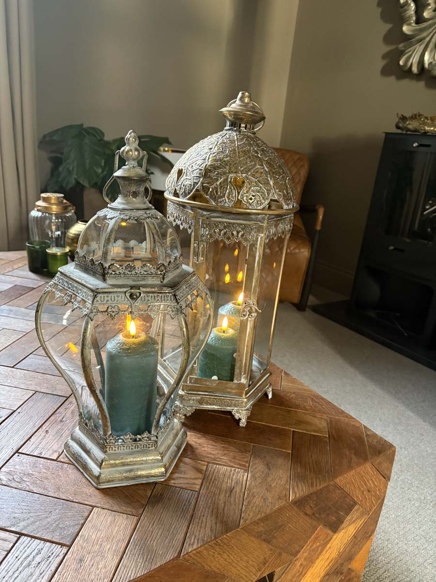 Curvy Ornate Lantern