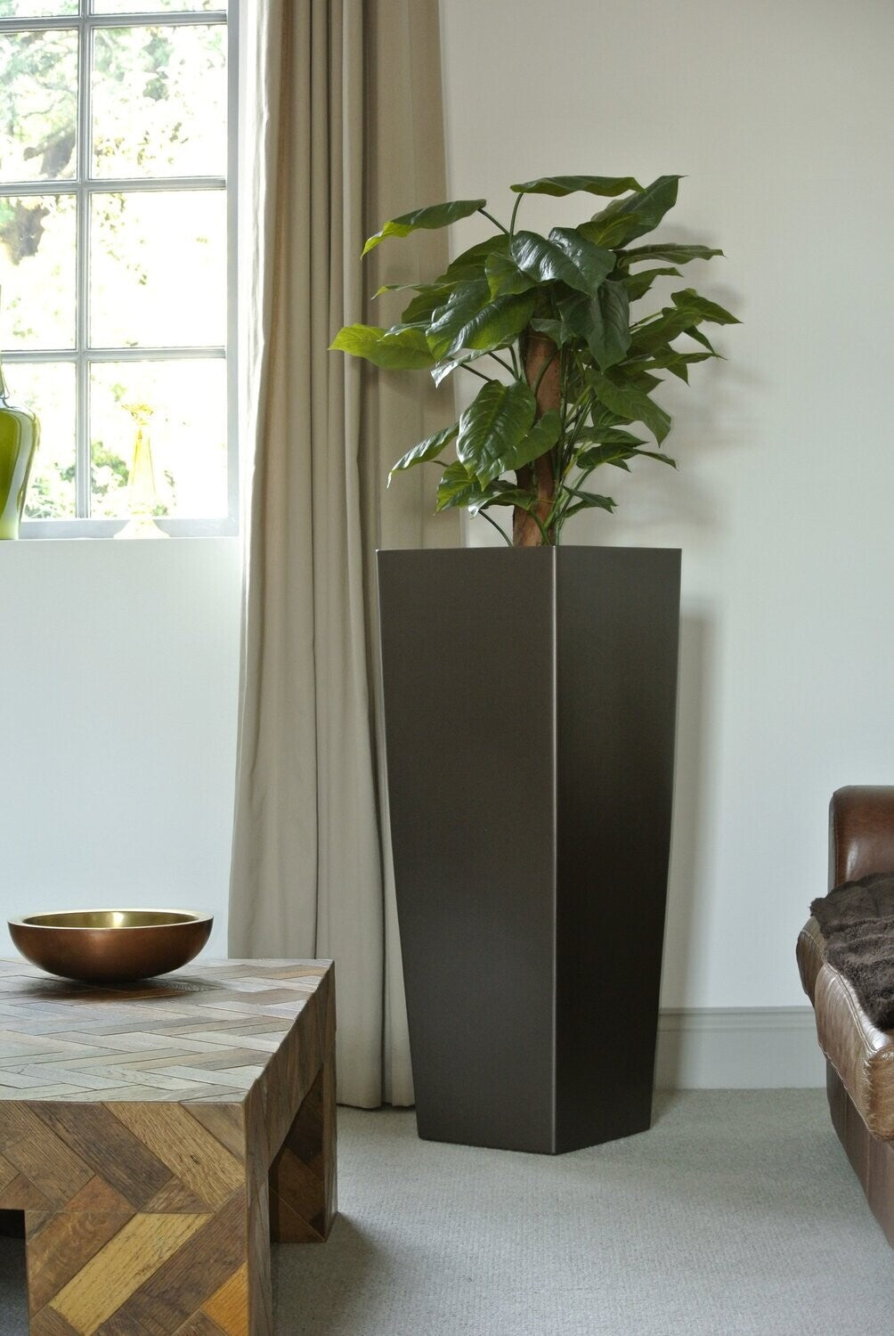 Giant Self Watering Planters – Square - Black